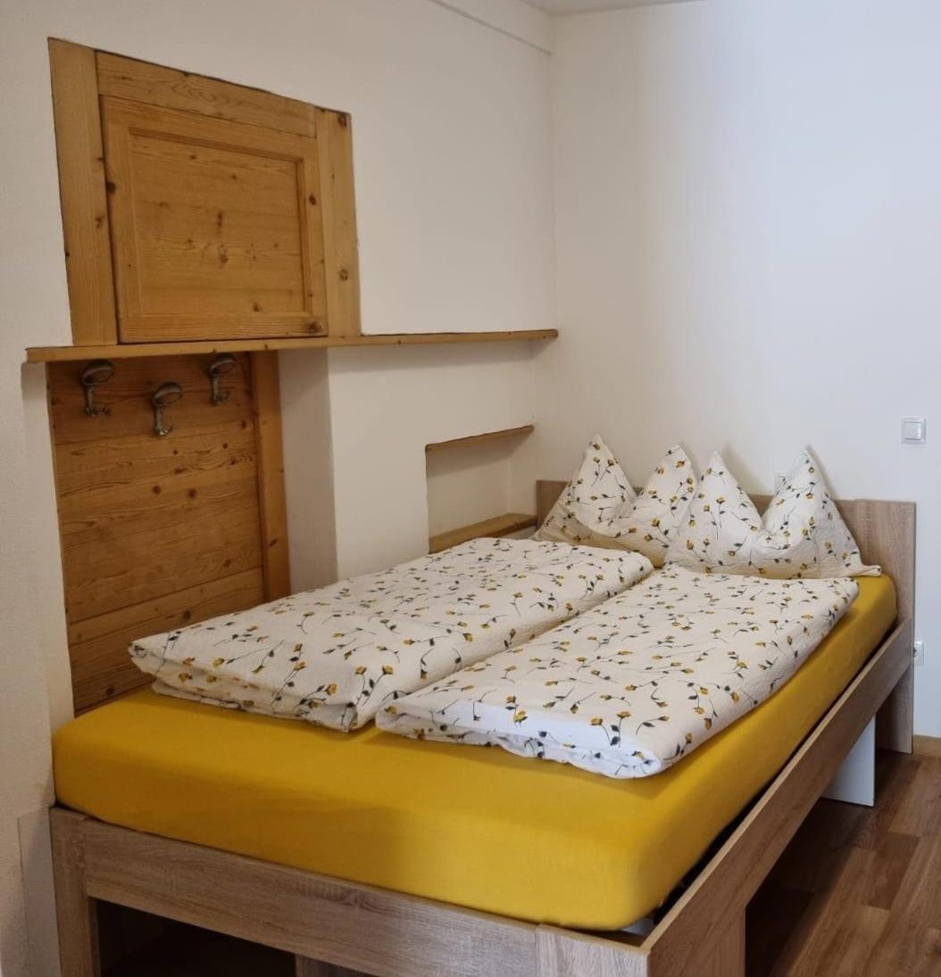 Ferienwohnungen Koflerhof Kastelruth Kamer foto